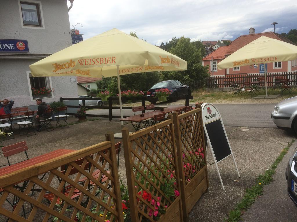 Zur Krone Wolfsegg Bagian luar foto