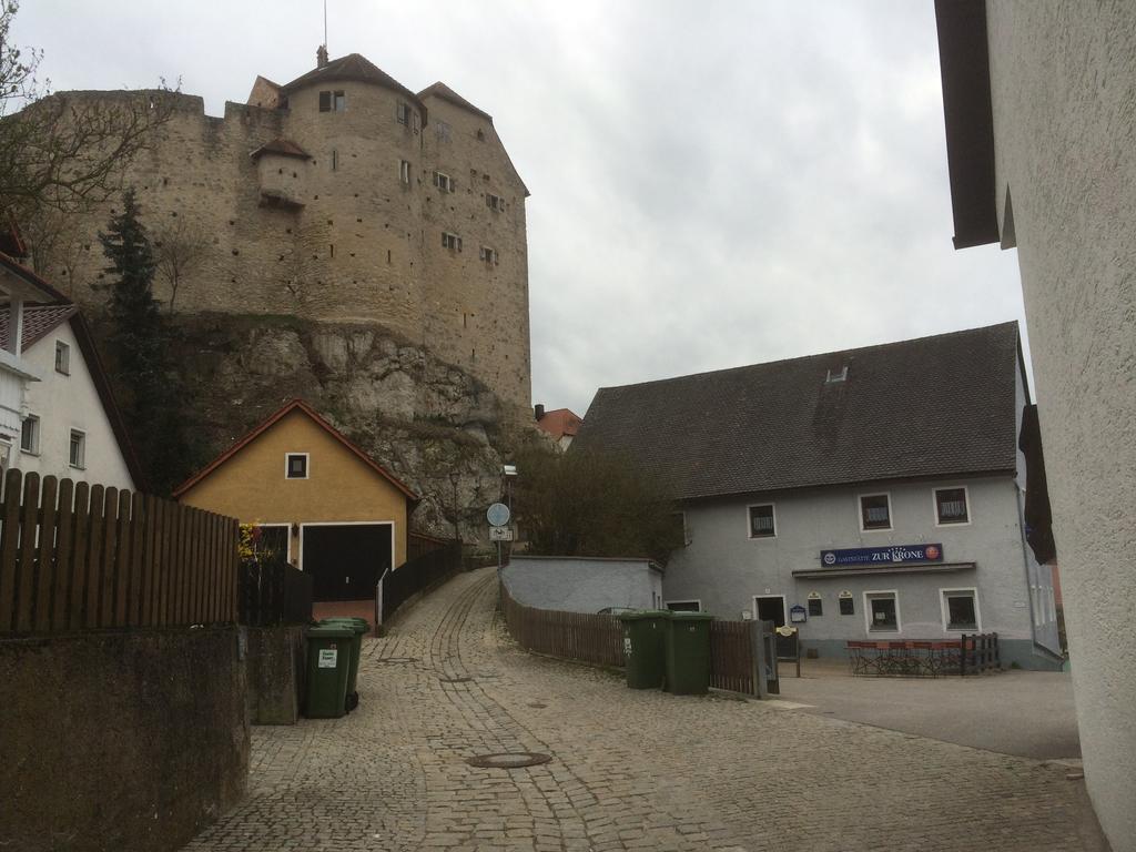 Zur Krone Wolfsegg Bagian luar foto