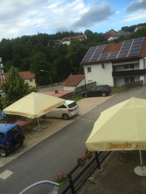 Zur Krone Wolfsegg Bagian luar foto